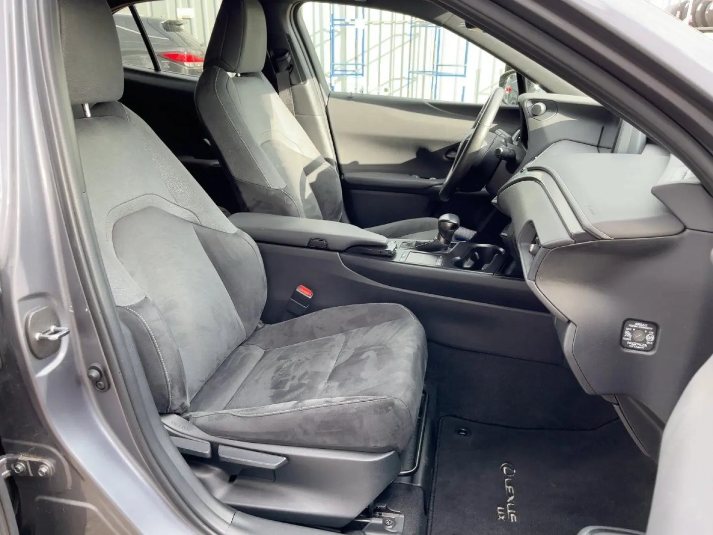 UX 250h Style Edition ACC KAM DAB SHZ LED