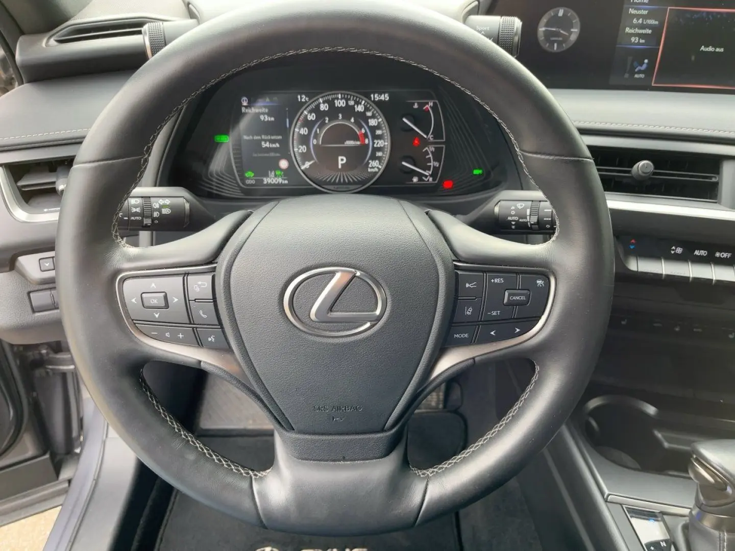 UX 250h Style Edition ACC KAM DAB SHZ LED