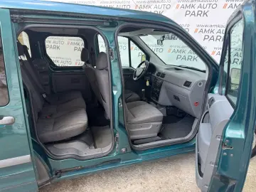 Ford Tourneo Connect -  2006