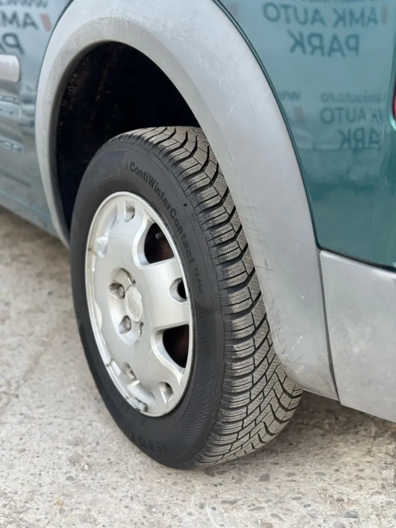 Ford Tourneo Connect -  2006