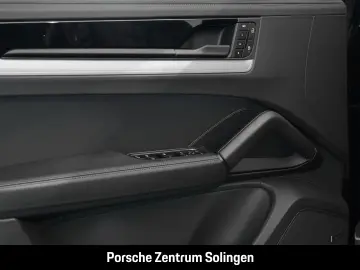 Cayenne E-Hybrid BOSE PASM PANO