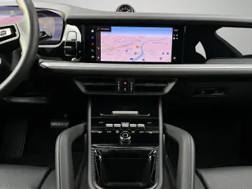 Cayenne E-Hybrid Coupe   Sportabgasanlage   BOSE