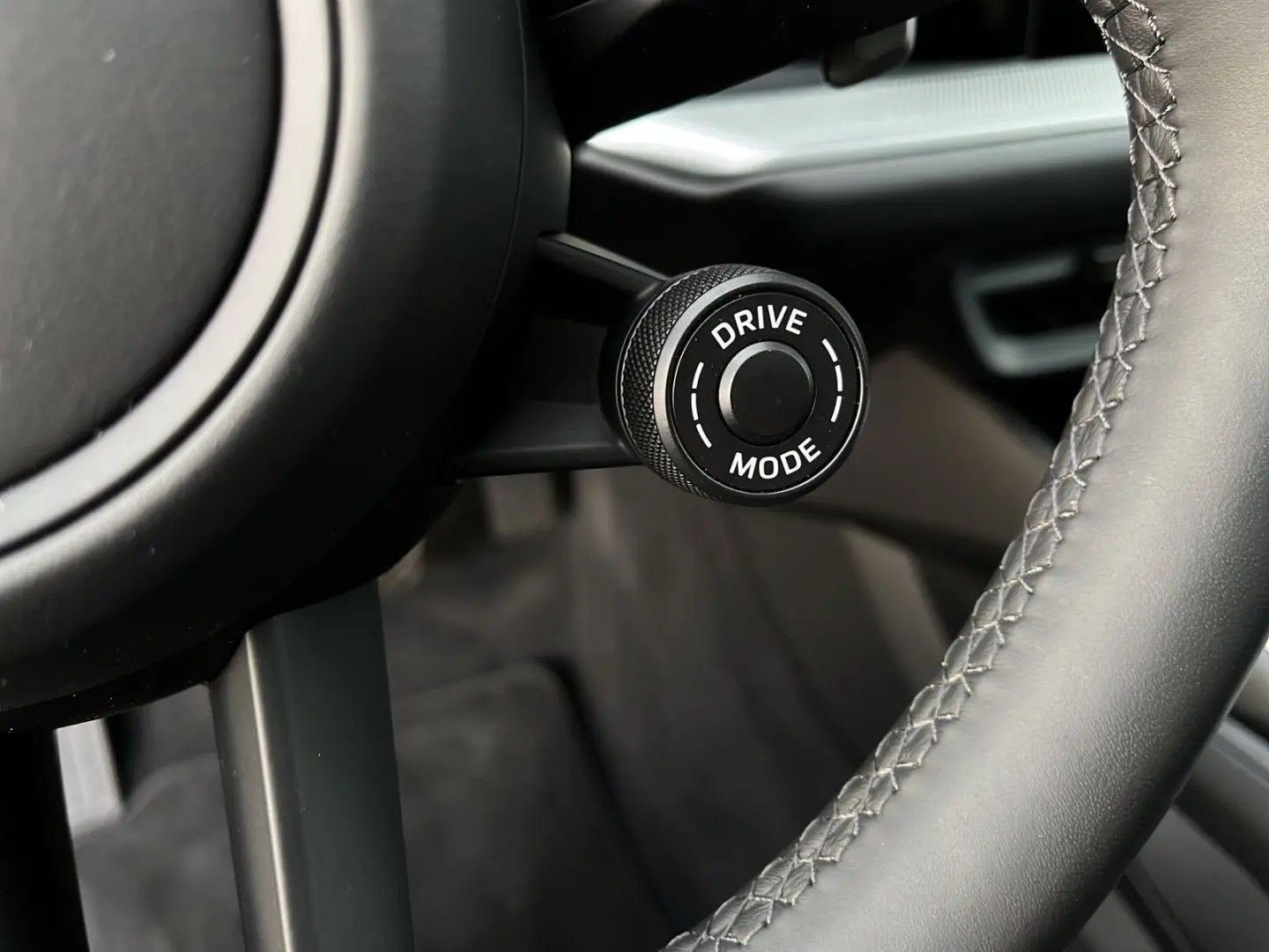 Cayenne E-Hybrid Coupe   Sportabgasanlage   BOSE