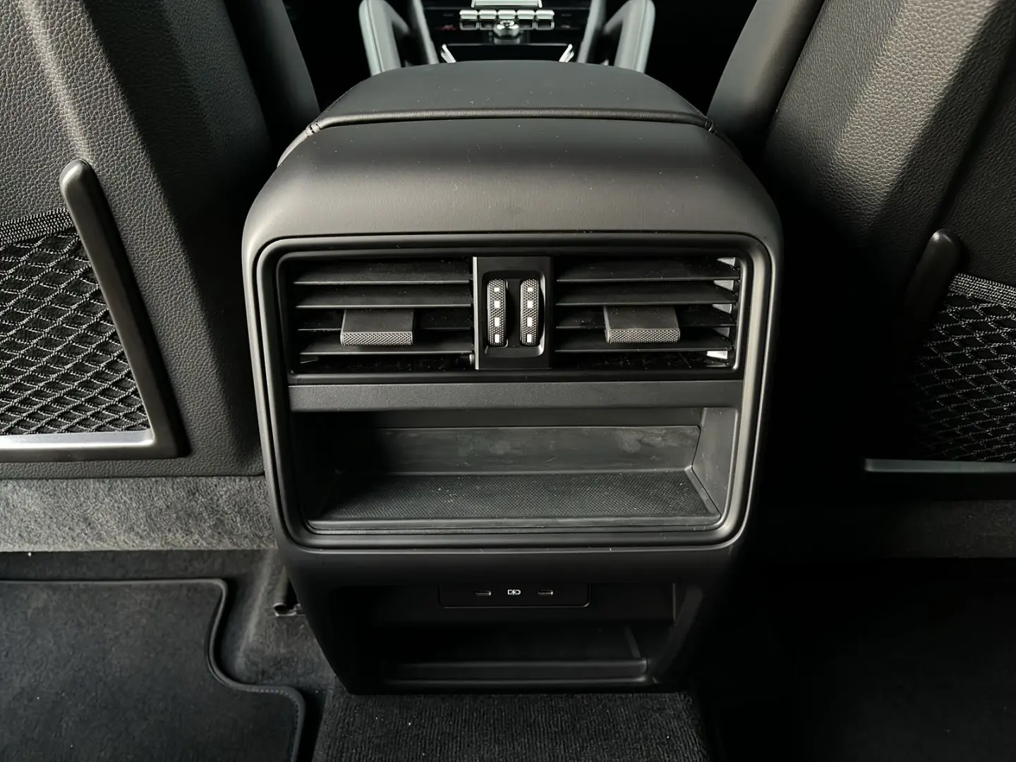 Cayenne E-Hybrid Coupe   Sportabgasanlage   BOSE