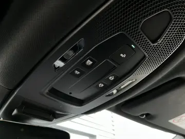 Cayenne E-Hybrid Coupe   Sportabgasanlage   BOSE