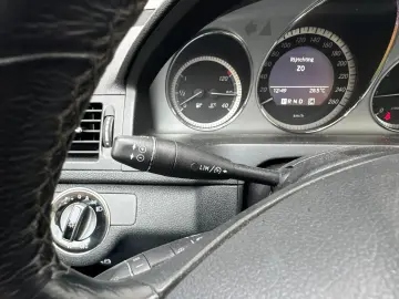 Mercedes-Benz C220 - 2009