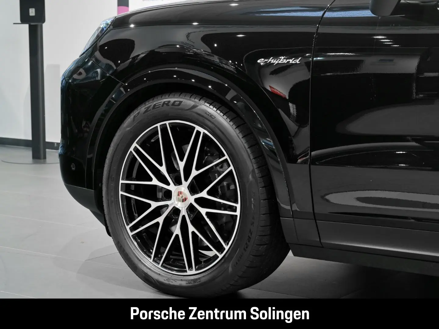 Cayenne E-Hybrid HD Surround BOSE