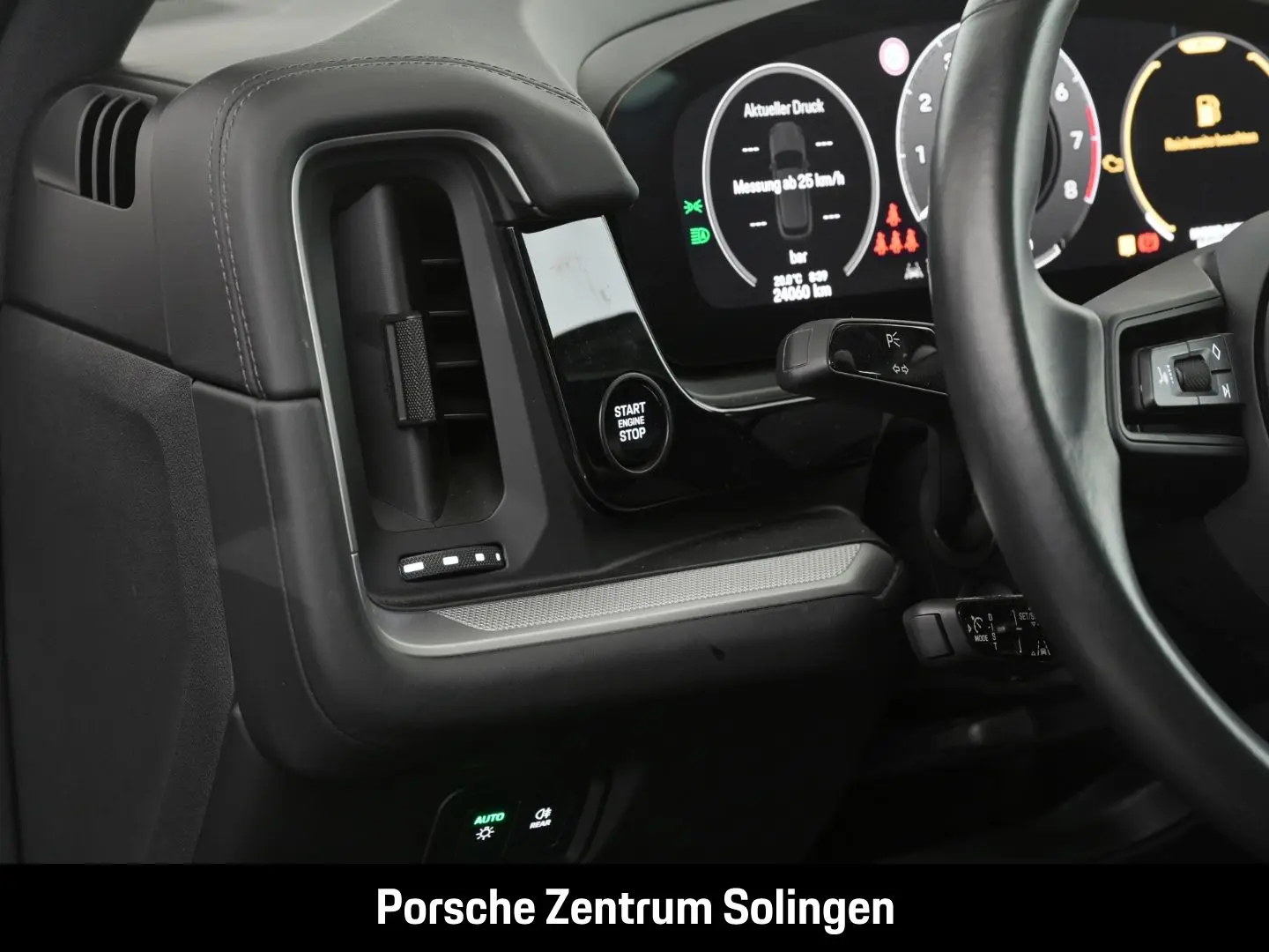 Cayenne E-Hybrid HD Surround BOSE