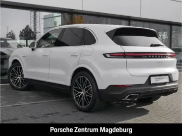 Cayenne E-Hybrid SoftClo Massage Ventilat PassDispl Matrix