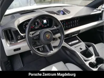 Cayenne E-Hybrid SoftClo Massage Ventilat PassDispl Matrix