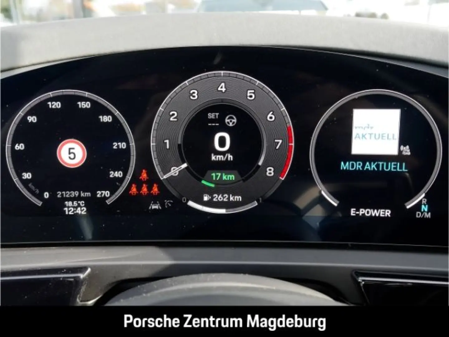 Cayenne E-Hybrid SoftClo Massage Ventilat PassDispl Matrix