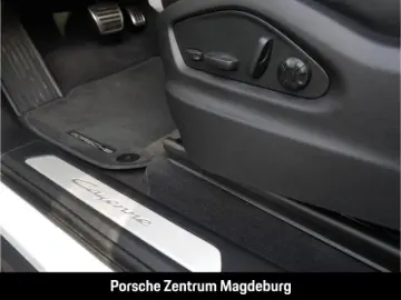 Cayenne E-Hybrid SoftClo Massage Ventilat PassDispl Matrix