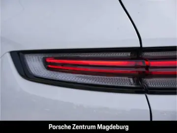 Cayenne E-Hybrid SoftClo Massage Ventilat PassDispl Matrix