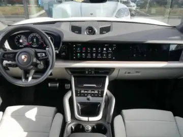 Cayenne E-Hybrid SoftClo Massage Ventilat PassDispl Matrix