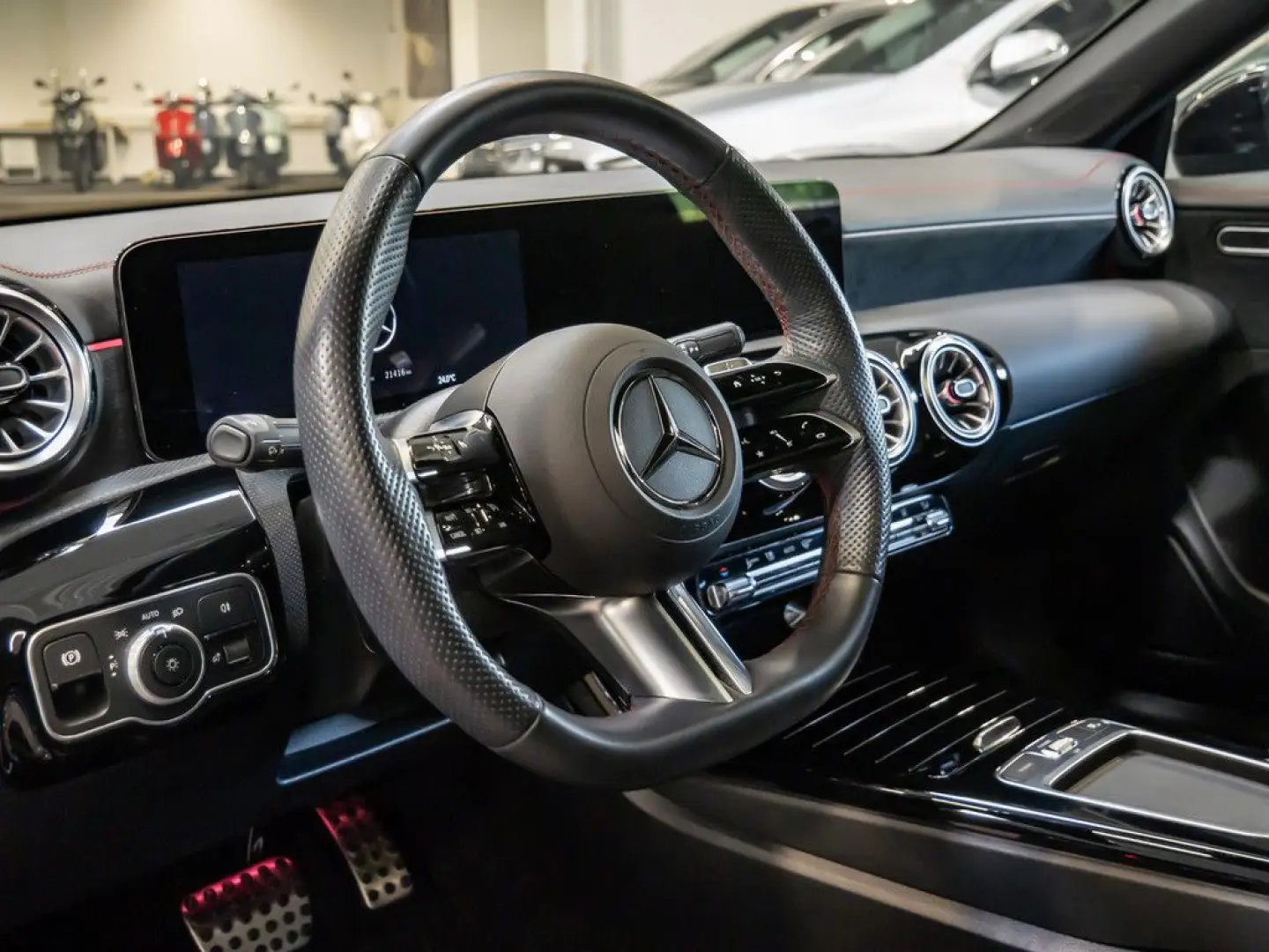 CLA 220 d Coupé AMG Sport Advanced Plus Standhz.