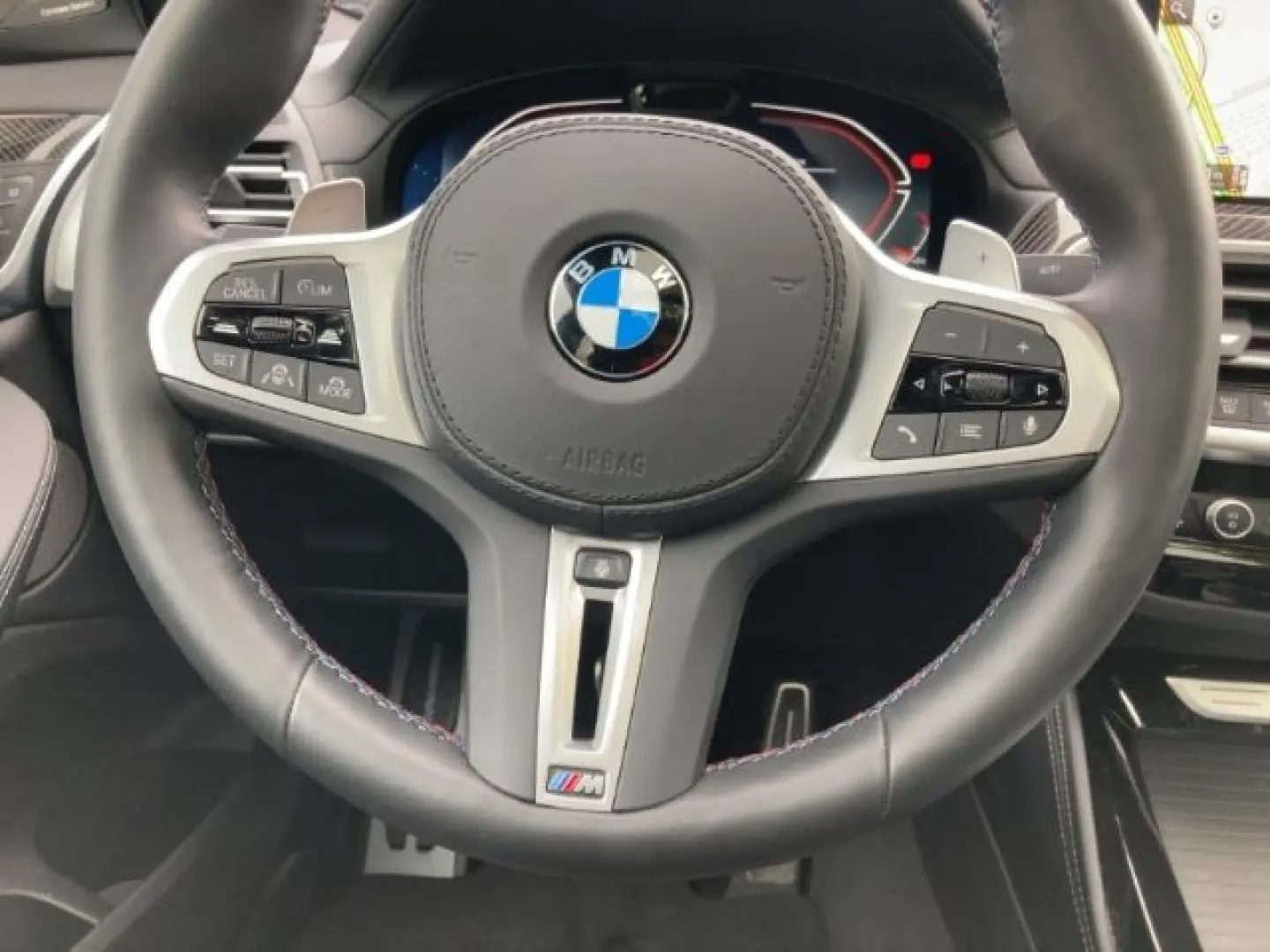 X4 M40 i M-Sport StandHZG AHK Panodach Navi Lede