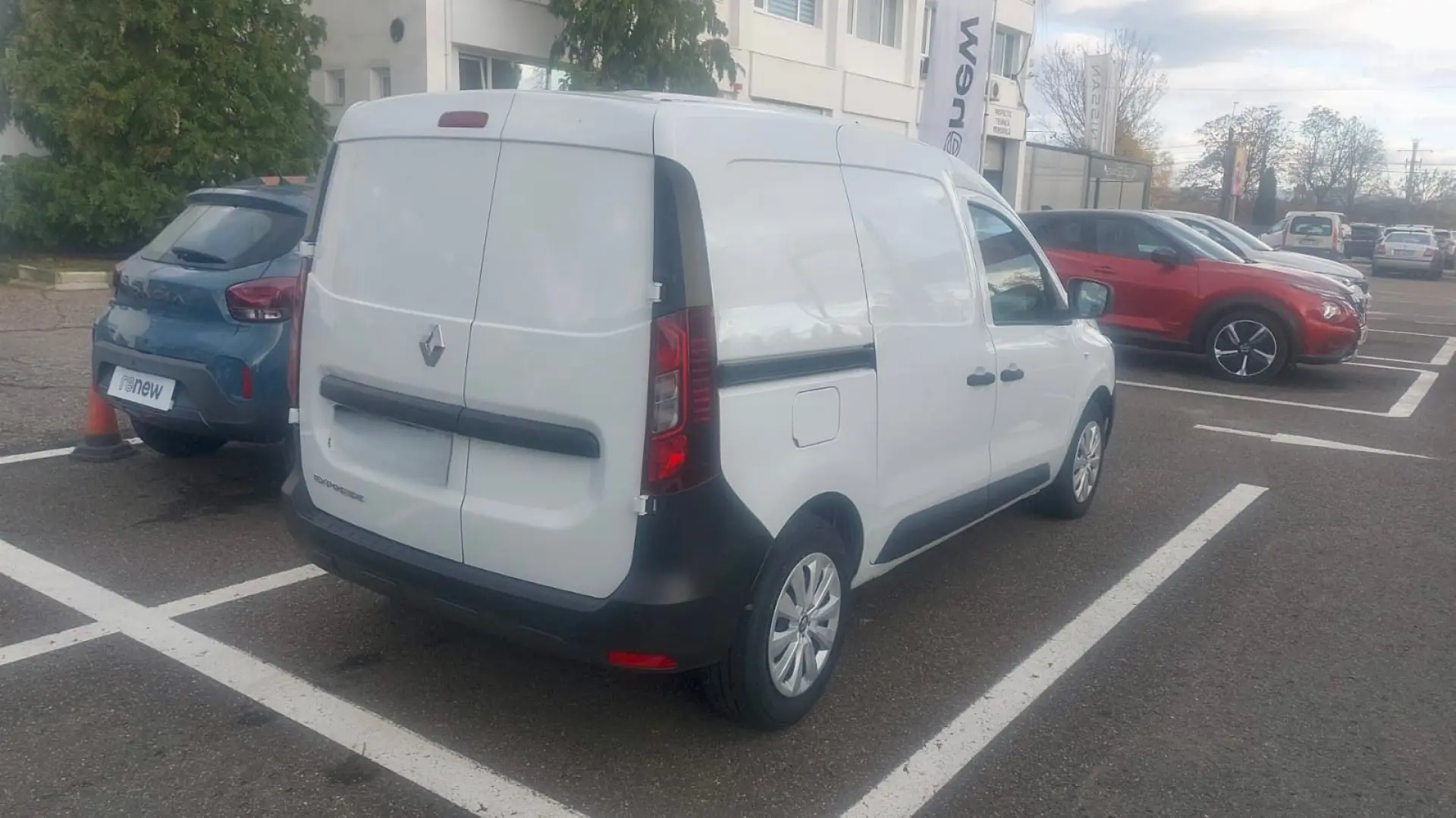 RENAULT EXPRESS CONFORT BLUE DCI 75