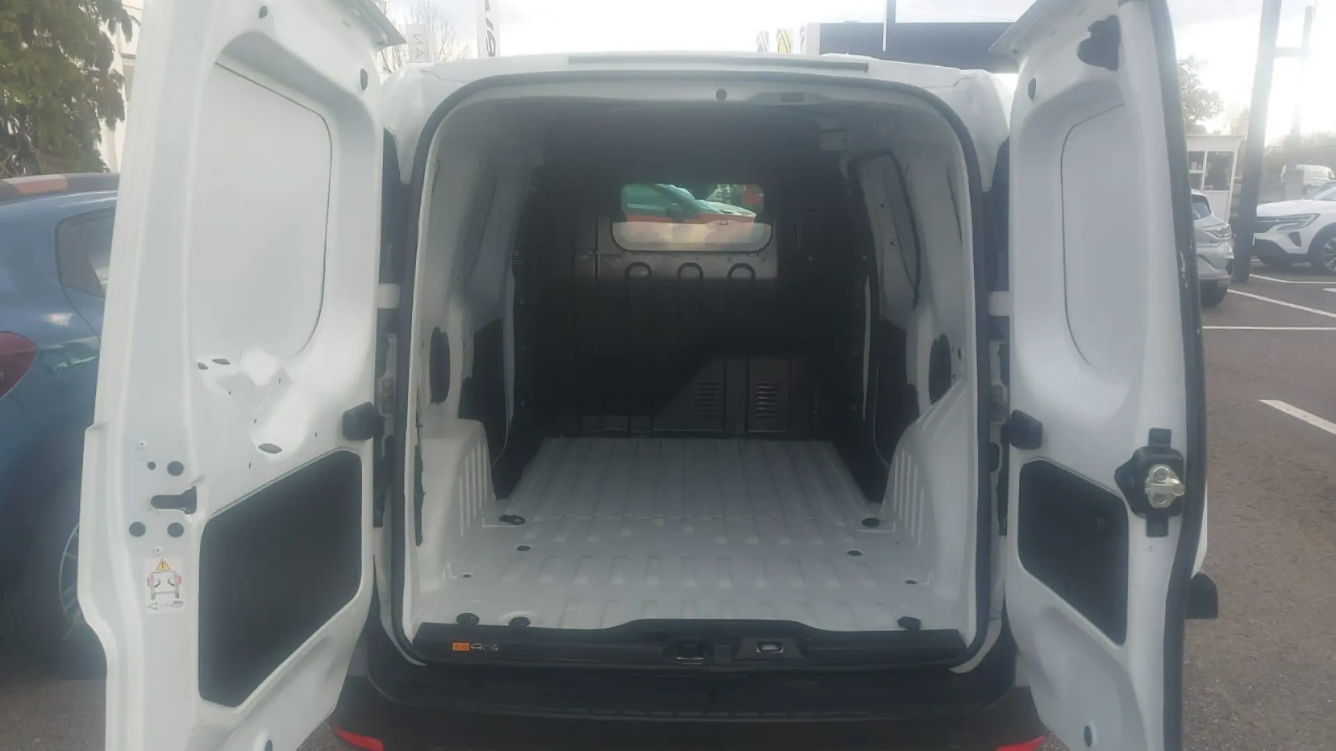 RENAULT EXPRESS CONFORT BLUE DCI 75