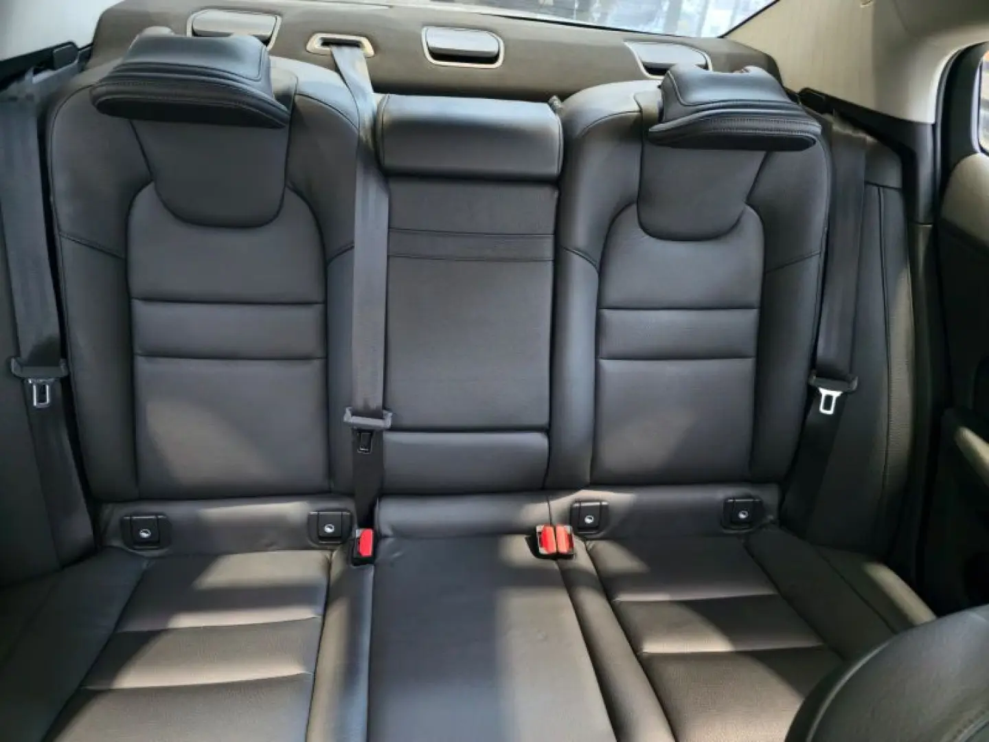 VOLVO S60 2.0 T6 306CP Momentum AT8 AWD