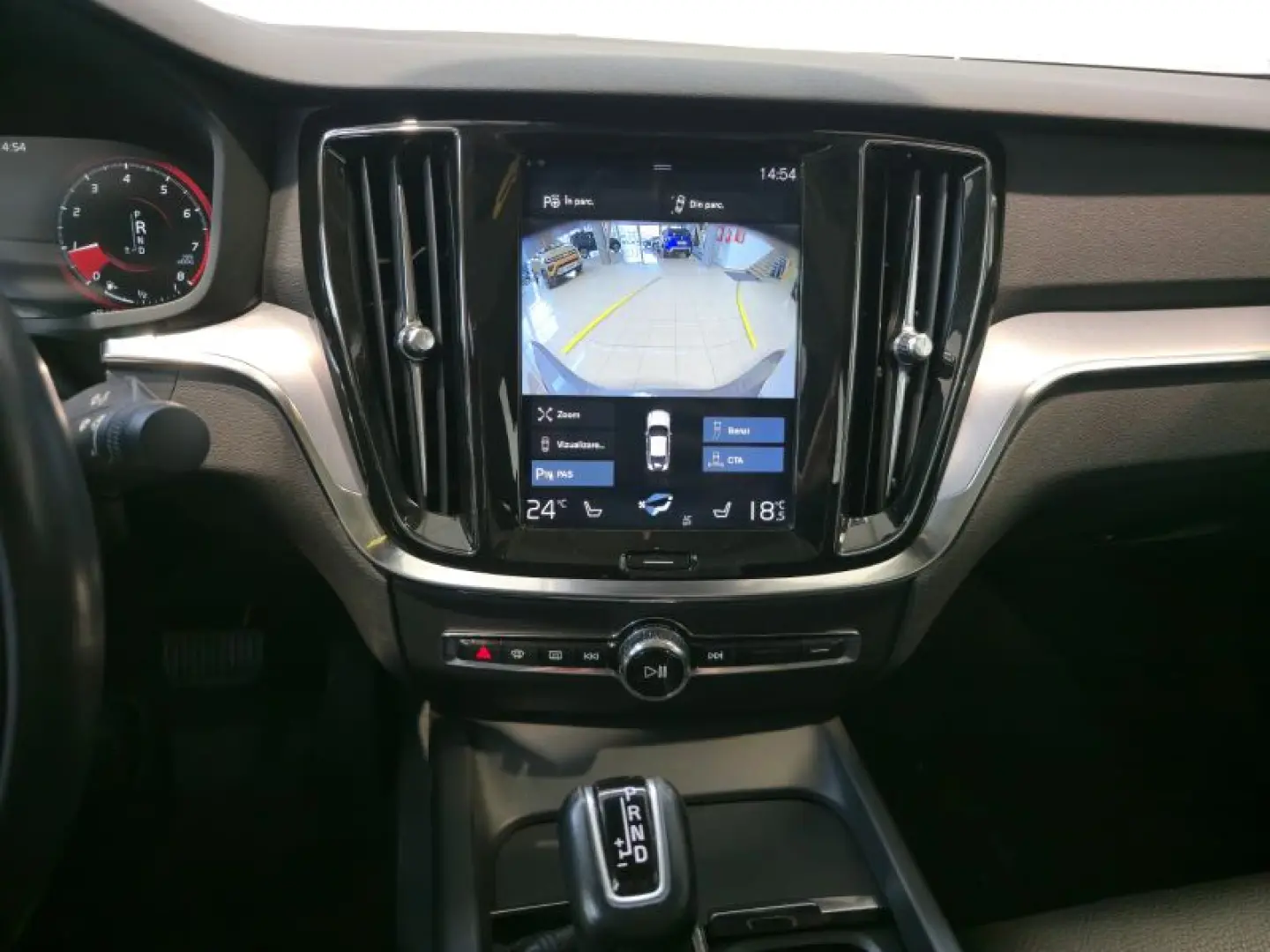 VOLVO S60 2.0 T6 306CP Momentum AT8 AWD