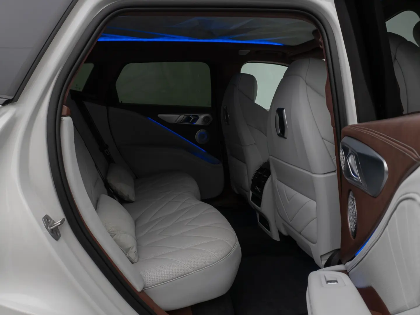 XM Individual M Sitze DAB B&W Massage SoftClose