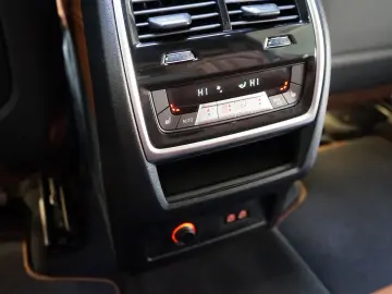 X5 30xd M Sport Individual 3xTV Pano SKY Bowers