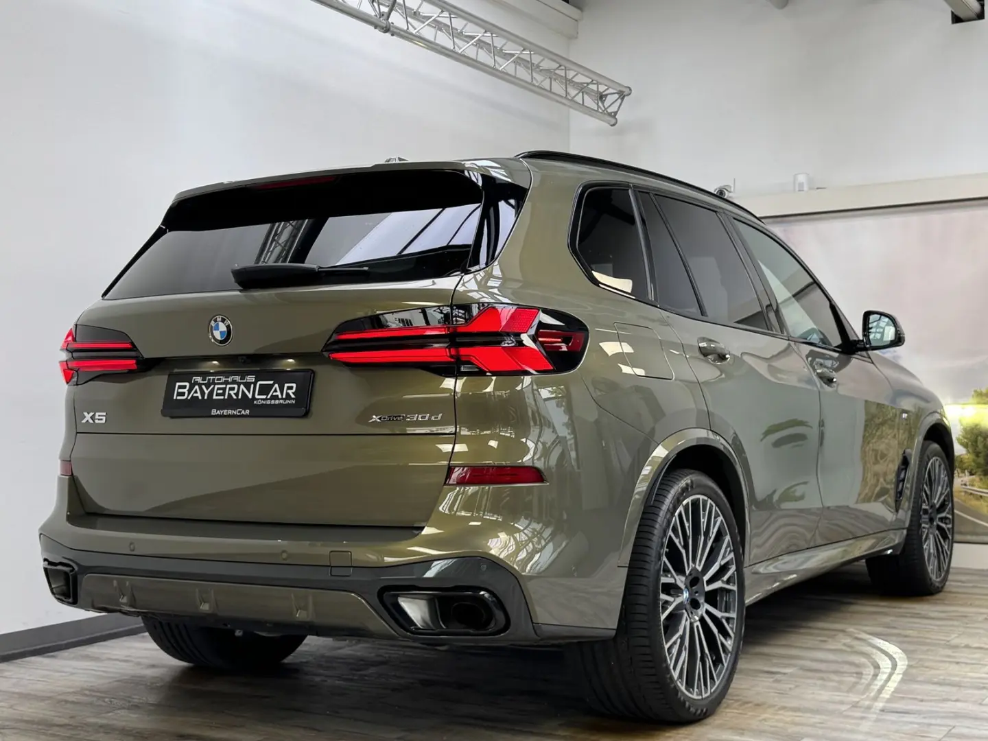 X5 xDr30d M Sport Pro Individual Sky 22'' UPE131