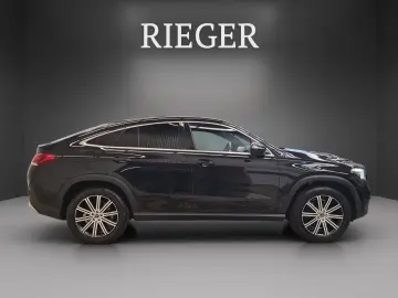 GLE 300 d 4M Coupé Pano Multibeam Burmester 20