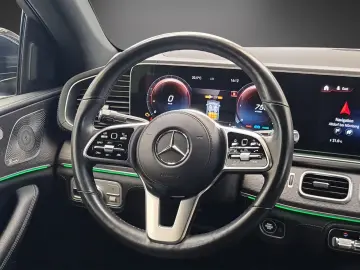 GLE 300 d 4M Coupé Pano Multibeam Burmester 20