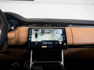 Range Rover P460e SE 24MY