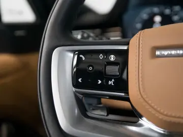 Range Rover P460e SE 24MY