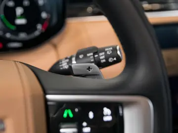 Range Rover P460e SE 24MY