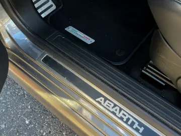 Abarth 595 Competizione Cabrio