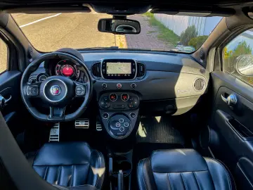 Abarth 595 Competizione Cabrio