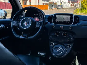 Abarth 595 Competizione Cabrio