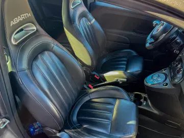 Abarth 595 Competizione Cabrio