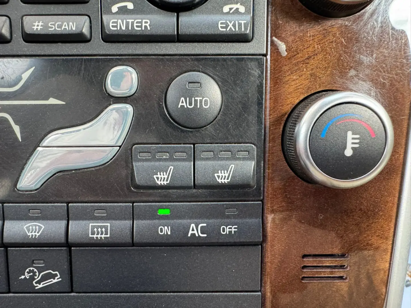 Volvo Xc  60 – 2009– 2.4 diesel