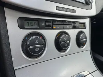 Volkswagen Passat B6