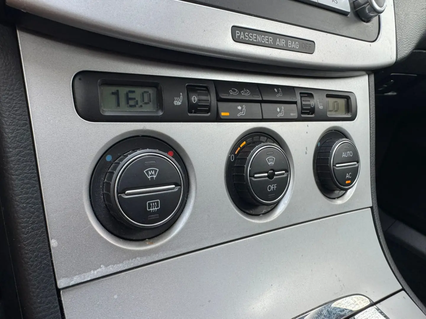 Volkswagen Passat B6