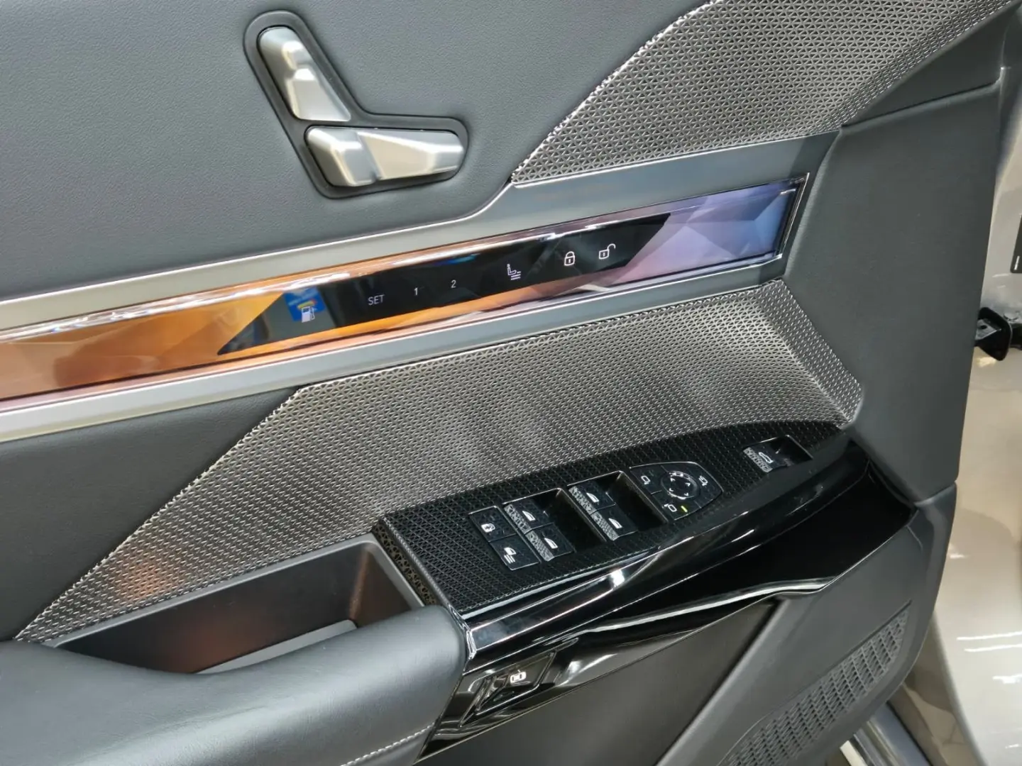 M760 e xD M PAKET PANO HEAD SOFT MEMO B&W 360