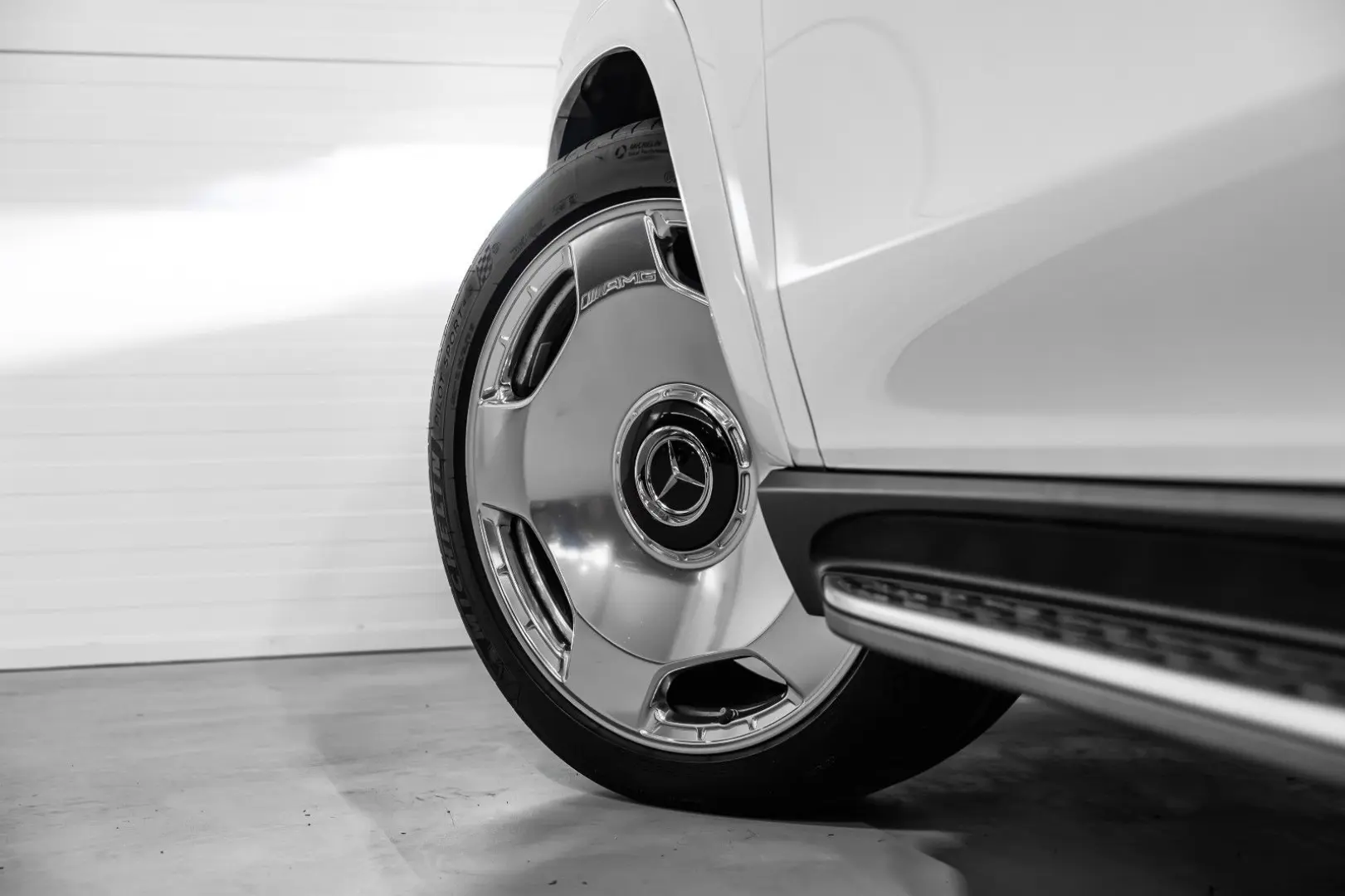 GLS 63 AMG PANO CARBON 23 7SEATS