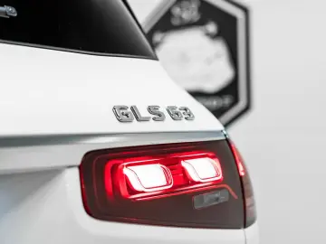 GLS 63 AMG PANO CARBON 23 7SEATS