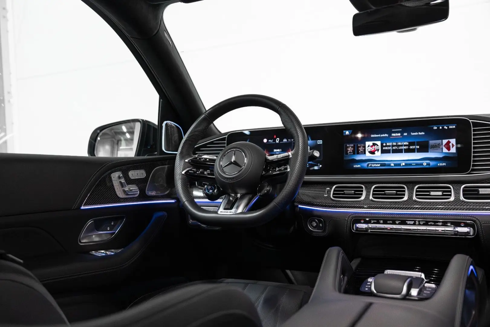 GLS 63 AMG PANO CARBON 23 7SEATS