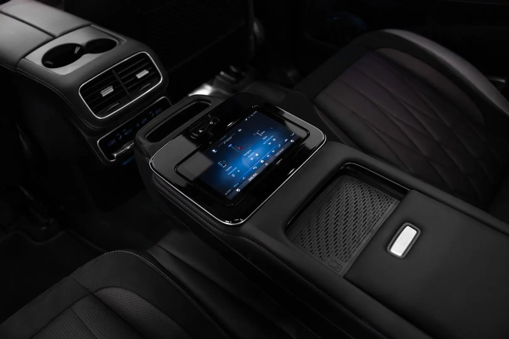 GLS 63 AMG PANO CARBON 23 7SEATS