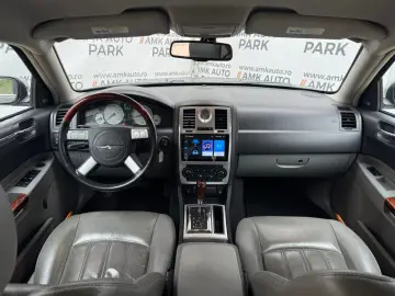 Chrysler 300C  – 2006
