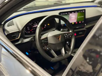 Formentor VZ 4Drive  Brembo Beats Audiosystem