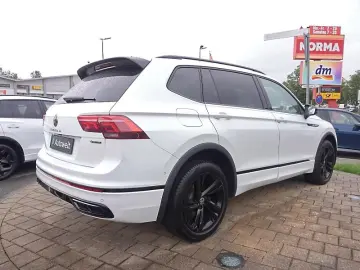 Volkswagen Tiguan Allspace 2.0 TDI R-Line 4M PANO MATRIX
