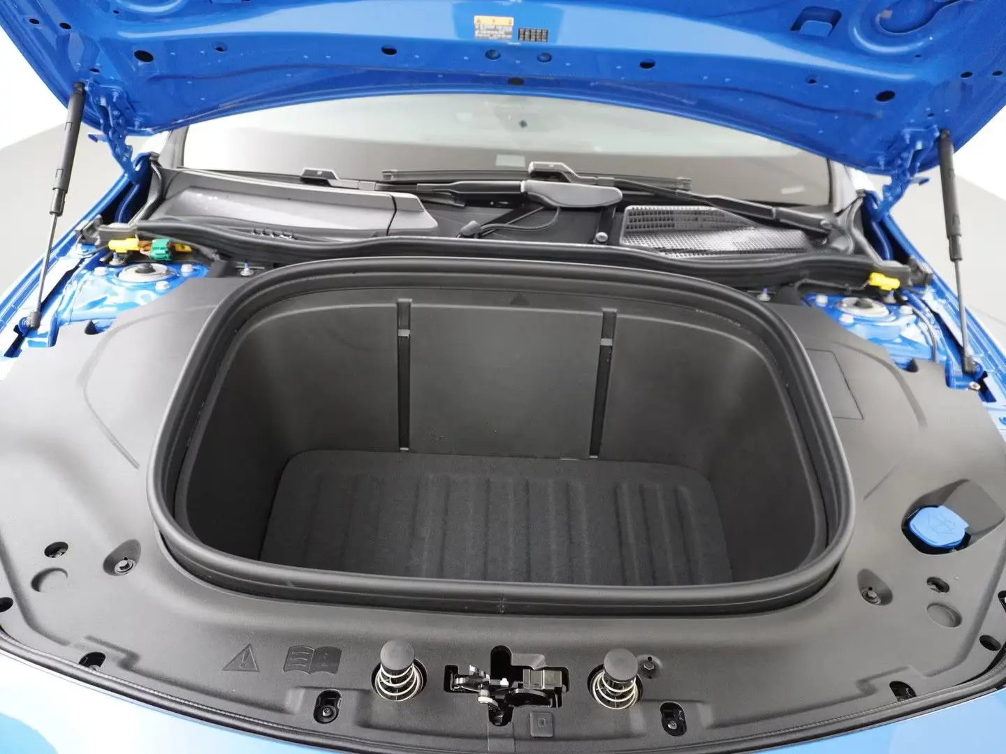 Mercedes-Benz CLA 250 Launch Edition 85 kWh