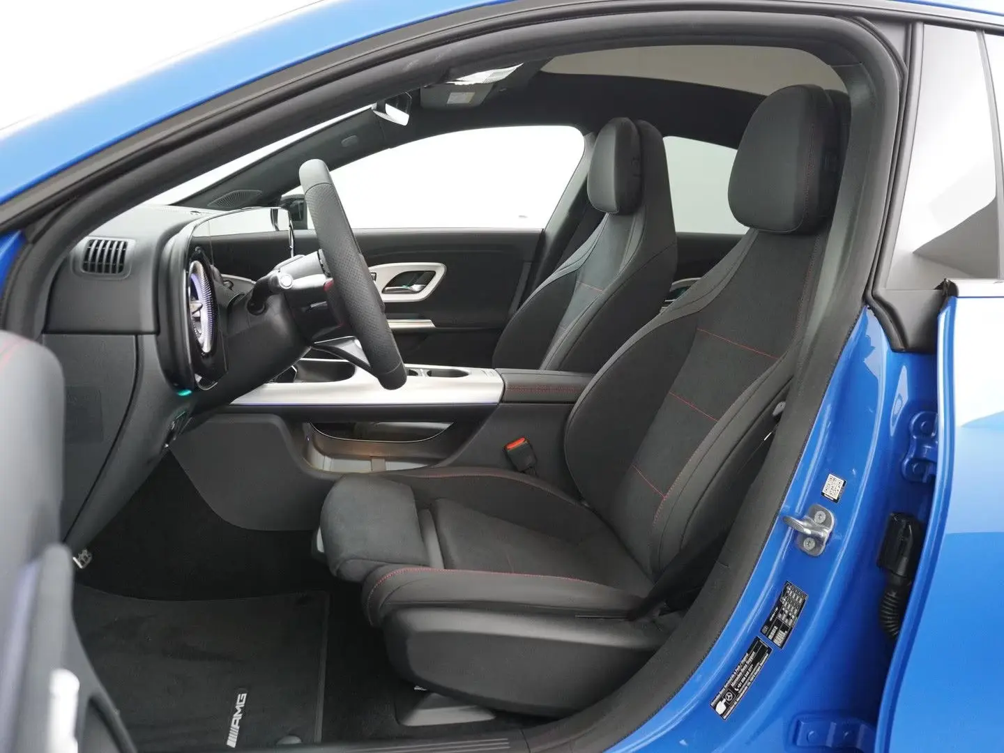 Mercedes-Benz CLA 250 Launch Edition 85 kWh