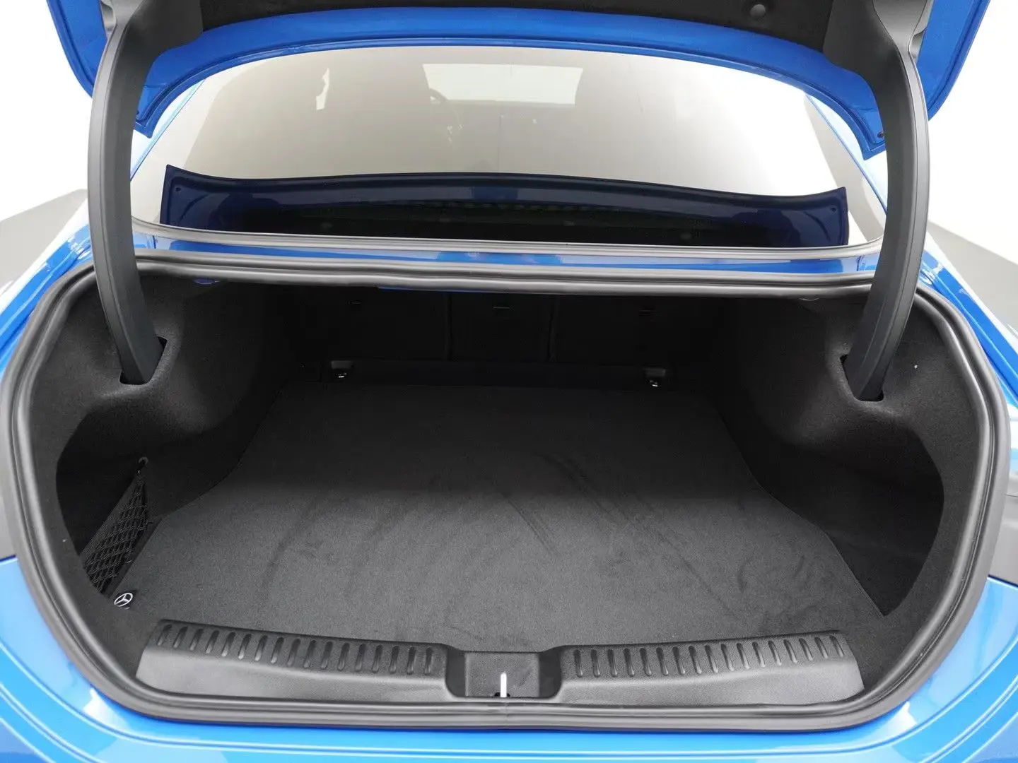 Mercedes-Benz CLA 250 Launch Edition 85 kWh